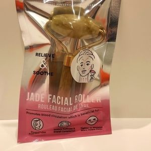 Jade Facial Roller